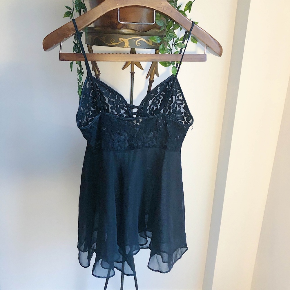 ♥︎ BUY ONE GET ONE FREE! BLACK FRIDAY SALE! ♥︎ - Picture 4 of 6